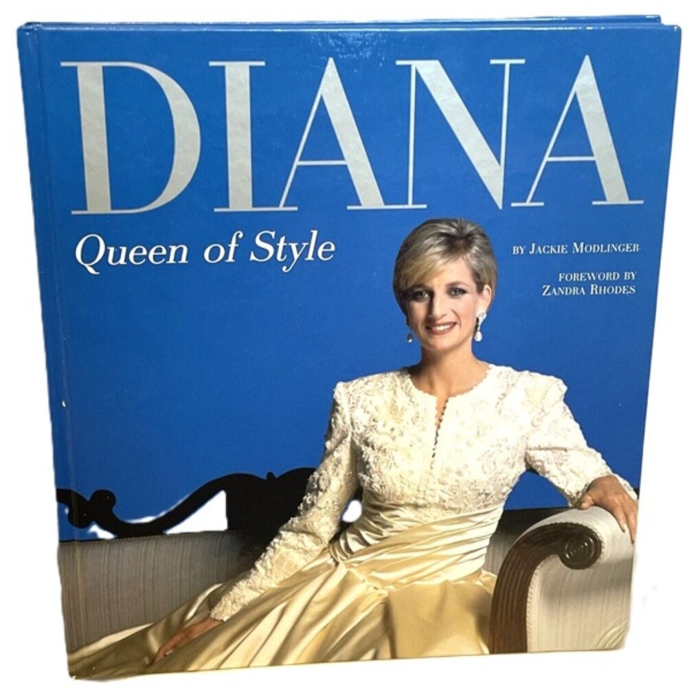 Diana Queen of Style by Jackie Modlinger 1998 Hardcover Courage Book